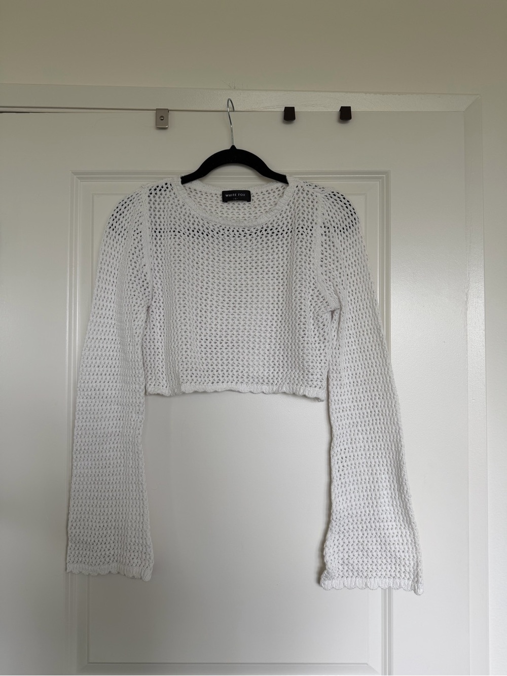 White Cropped Knit Sweater white fox